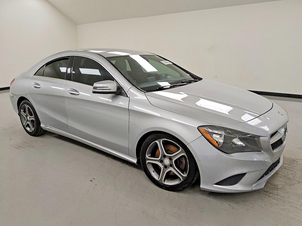 Продажа на аукционе авто 2014 Mercedes-benz Cla, vin: WDDSJ4EB4EN061729, номер лота: 49277936