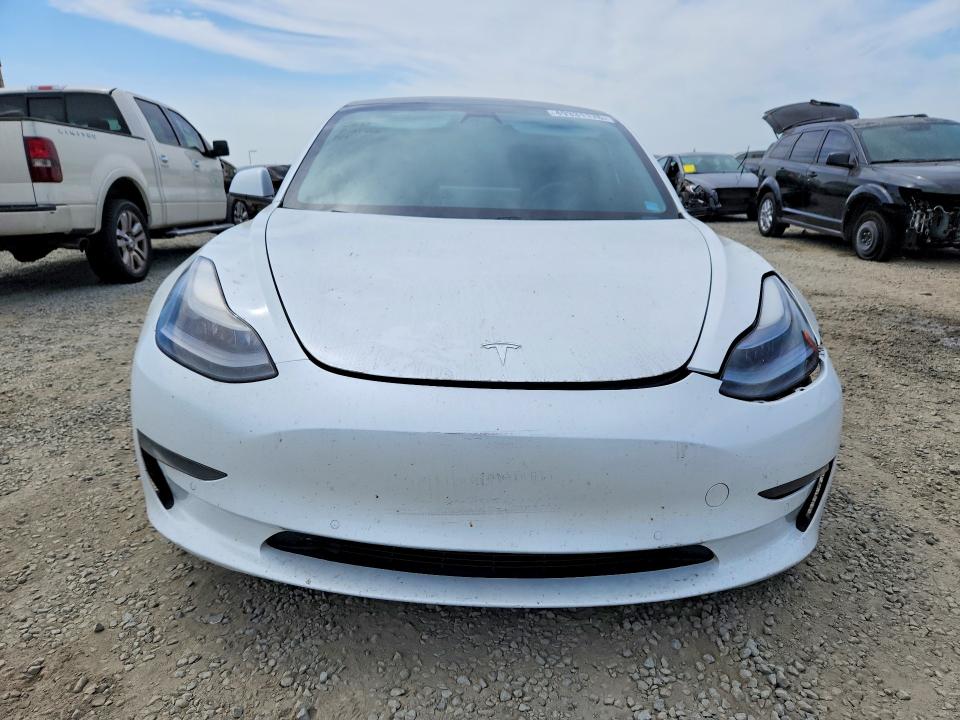 49331176 :رقم المزاد ، 5YJ3E1EA2MF027911 vin ، 2021 Tesla Model 3 مزاد بيع