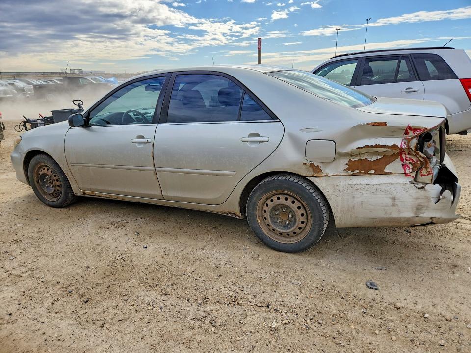 50217216 :رقم المزاد ، JTDBE32K753026028 vin ، 2005 Toyota Camry مزاد بيع
