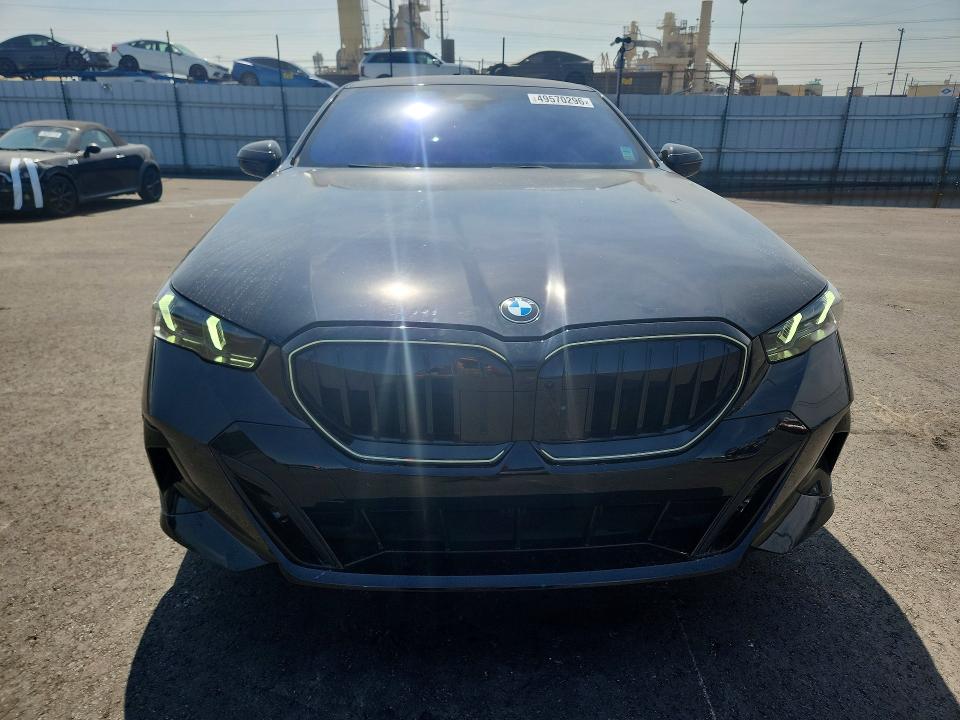Продажа на аукционе авто 2025 Bmw 530, vin: WBA43FJ0XSCT63902, номер лота: 49570296