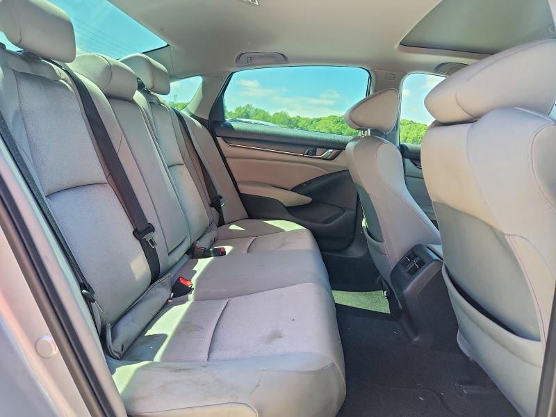 Продажа на аукционе авто 2018 Honda Accord, vin: 1HGCV1F41JA136603, номер лота: 51832226