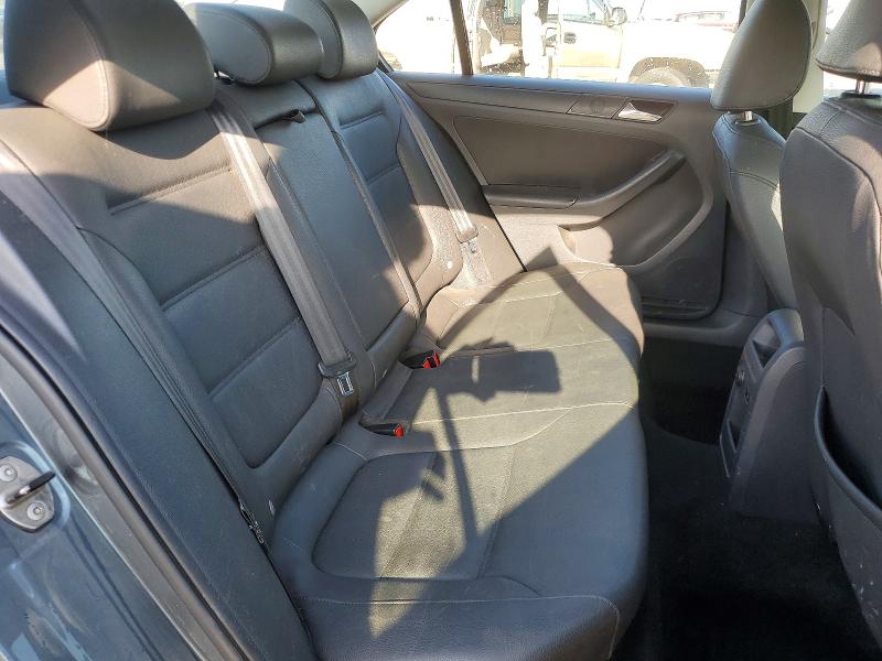 50258466 :رقم المزاد ، 3VWBZ7AJ8BM317181 vin ، 2011 Volkswagen Jetta مزاد بيع