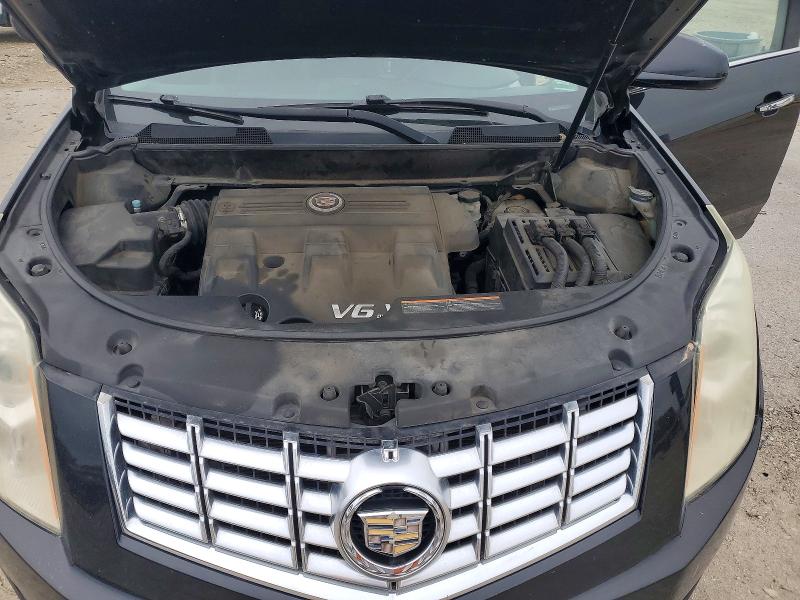 50231796 :رقم المزاد ، 3GYFNAE39FS562883 vin ، 2015 Cadillac Srx مزاد بيع