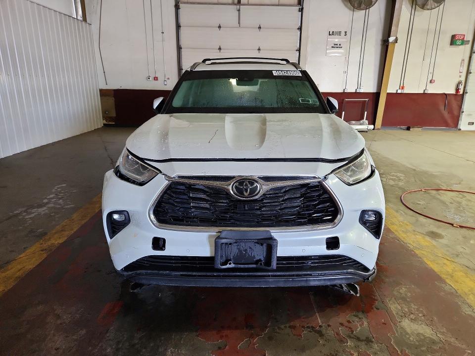 Aukcja sprzedaży 2022 Toyota Highlander, vin: 5TDFZRBH0NS200808, numer aukcji: 49424906