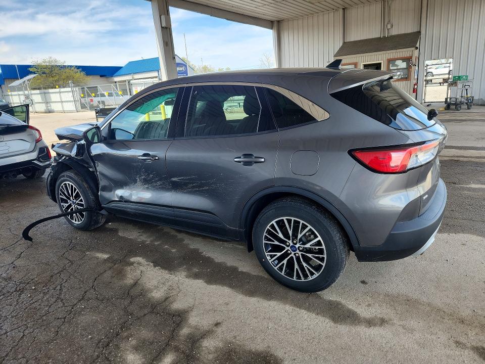 2022 Ford Escape მანქანა იყიდება აუქციონზე, vin: 1FMCU0EZ2NUB33654, აუქციონის ნომერი: 49868826