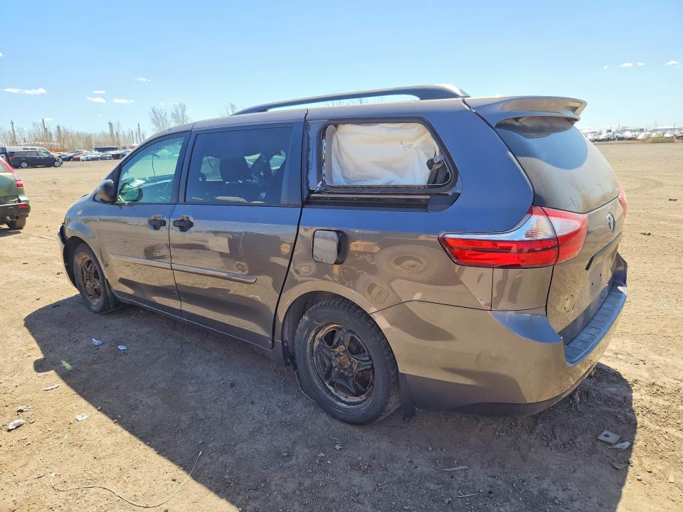 Продажа на аукционе авто 2015 Toyota Sienna, vin: 5TDZK3DC9FS570799, номер лота: 47210196