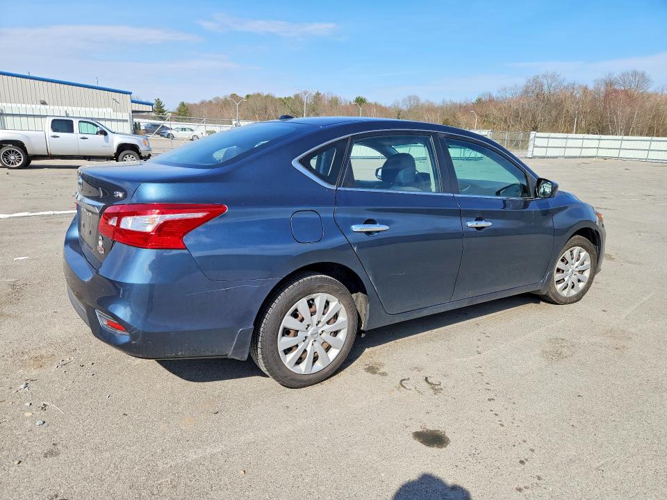 50048436 :رقم المزاد ، 3N1AB7AP4HY281131 vin ، 2017 Nissan Sentra مزاد بيع