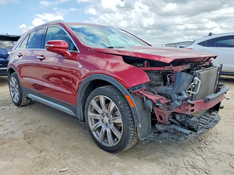 50554186 :رقم المزاد ، 1GYFZDR41KF176434 vin ، 2019 Cadillac Xt4 مزاد بيع