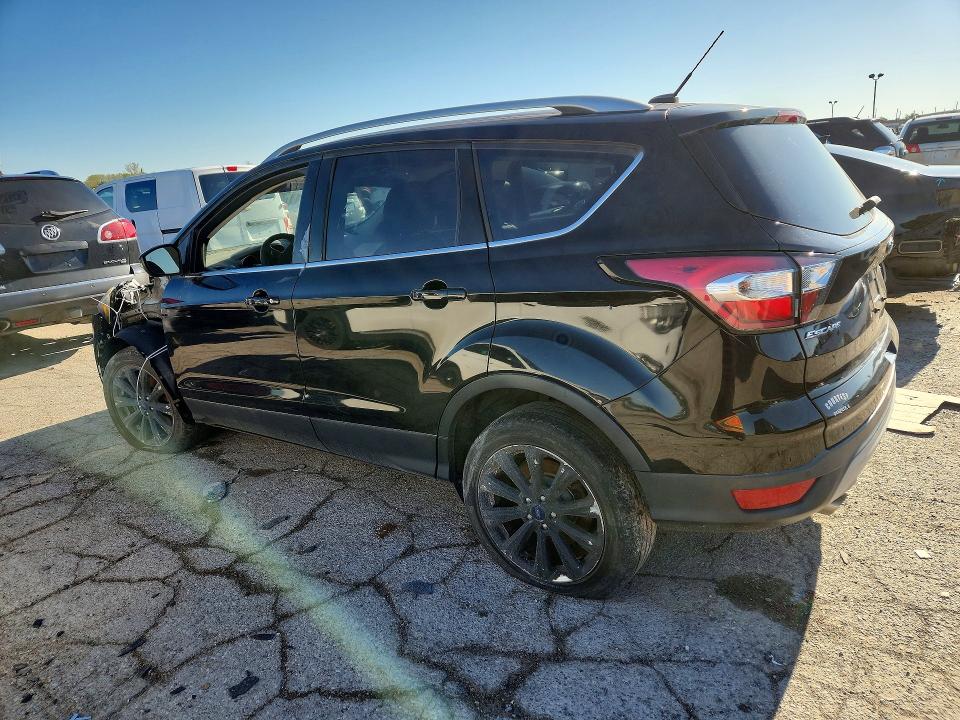 2017 Ford Escape მანქანა იყიდება აუქციონზე, vin: 1FMCU9JD7HUD25610, აუქციონის ნომერი: 50313866