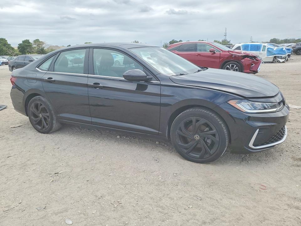 49884156 :رقم المزاد ، 3VW7X7BU8SM004703 vin ، 2025 Volkswagen Jetta مزاد بيع