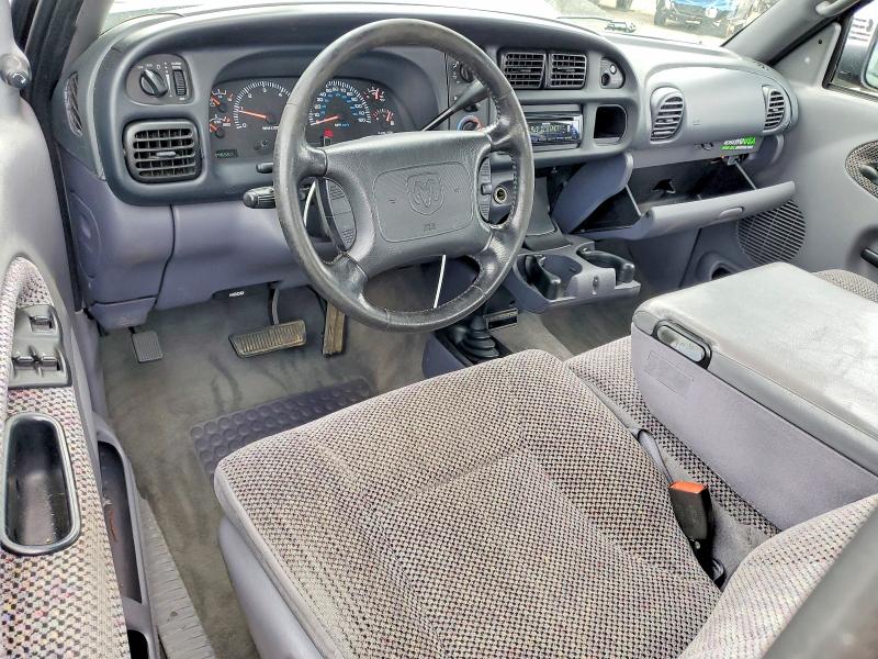 Продаж на аукціоні авто 2000 Dodge Ram 2500, vin: 1B7KF23W1YJ156184, номер лоту: 51718476
