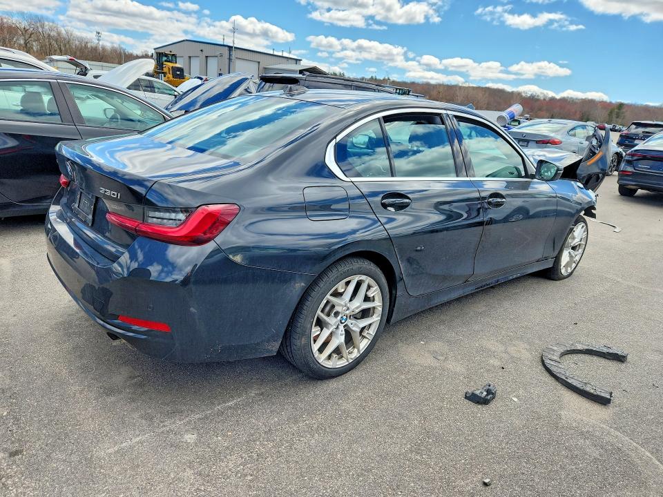 48352466 :رقم المزاد ، 3MW89CW02T8F93384 vin ، 2026 Bmw 330xi مزاد بيع