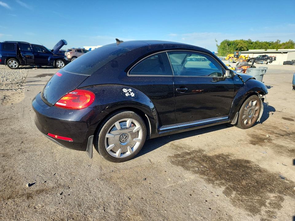 2013 Volkswagen Beetle მანქანა იყიდება აუქციონზე, vin: 3VWJP7AT6DM672890, აუქციონის ნომერი: 50898696