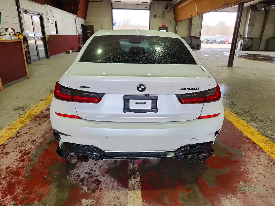 Продажа на аукционе авто 2022 Bmw M340xi, vin: 3MW5U9J06N8C35543, номер лота: 49403666