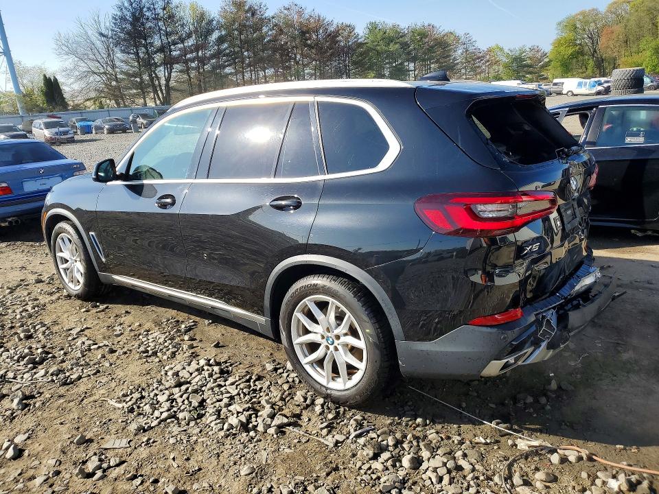 50575826 :رقم المزاد ، 5UXCR6C09M9F73306 vin ، 2021 Bmw X5 مزاد بيع