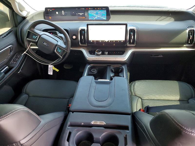 Продажа на аукционе авто 2025 Ford Expedition, vin: 1FMJU1M89SEA73920, номер лота: 50592606