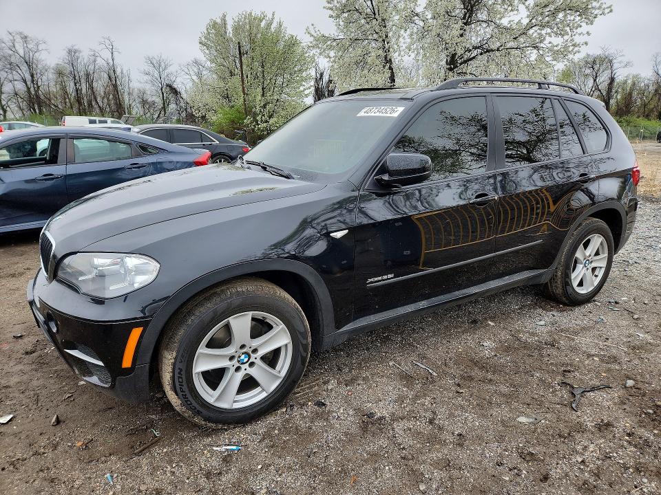 48734526 :رقم المزاد ، 5UXZV4C58D0E10429 vin ، 2013 Bmw X5 مزاد بيع