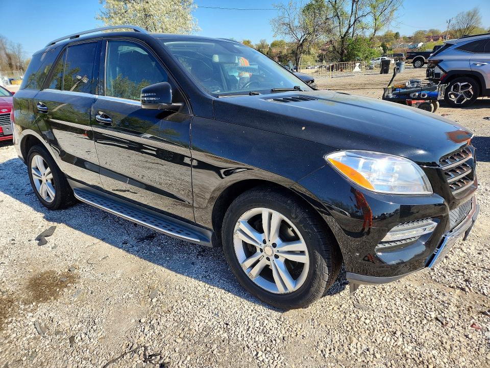 49114146 :رقم المزاد ، 4JGDA5HB4EA360130 vin ، 2014 Mercedes-benz Ml مزاد بيع