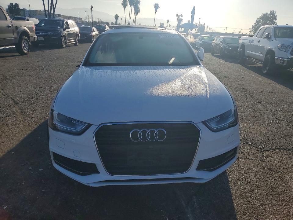 48515426 :رقم المزاد ، WAUFFAFL5EN045779 vin ، 2014 Audi A4 مزاد بيع