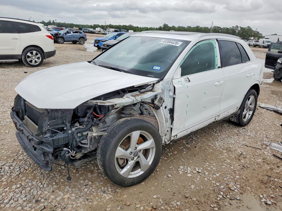 2020 Audi Q3 მანქანა იყიდება აუქციონზე, vin: WA1AECF3XL1038112, აუქციონის ნომერი: 49386426