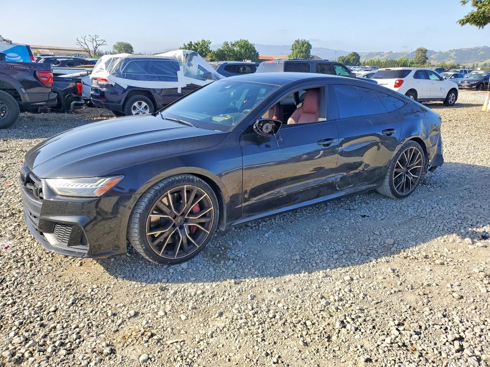 52083086 :رقم المزاد ، WAUSFBF24MN072790 vin ، 2021 Audi S7 مزاد بيع