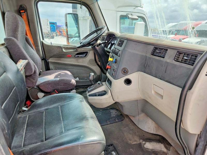 93019645 :رقم المزاد ، 1XPBA48X1JD478063 vin ، 2018 Peterbilt Tractor 579 مزاد بيع