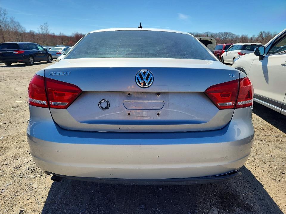 2012 Volkswagen Passat მანქანა იყიდება აუქციონზე, vin: 1VWAP7A34CC021158, აუქციონის ნომერი: 48706926