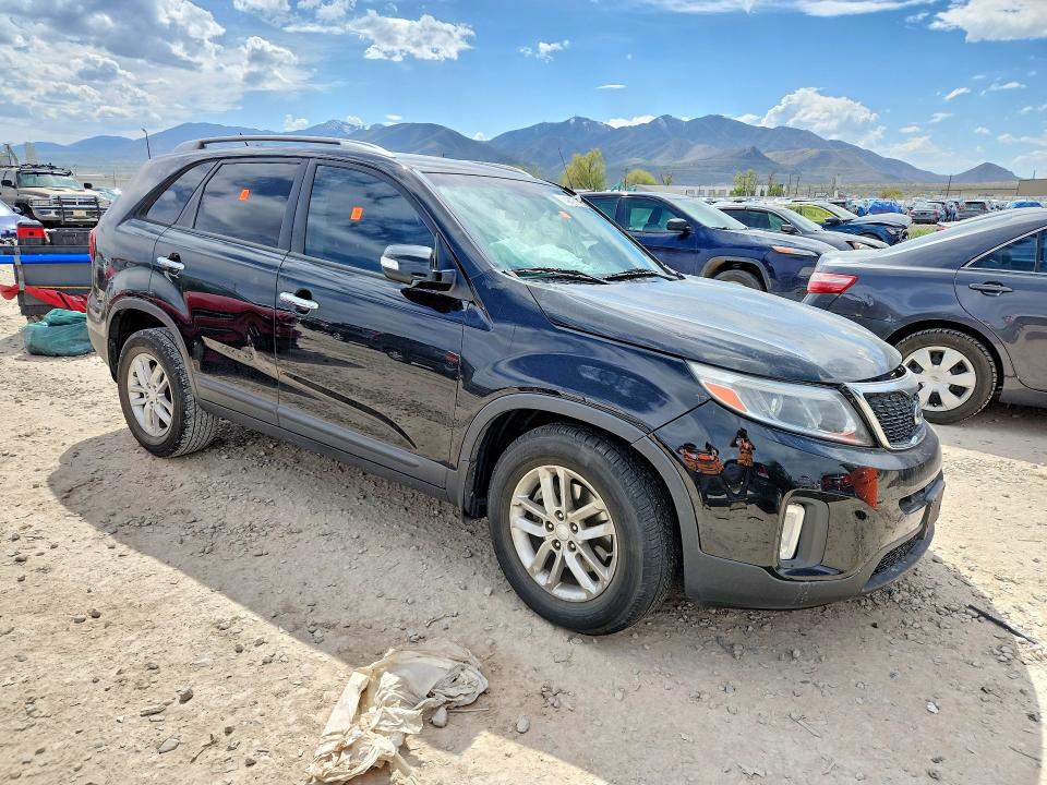 49475166 :رقم المزاد ، 5XYKT4A78FG551735 vin ، 2015 Kia Sorento مزاد بيع