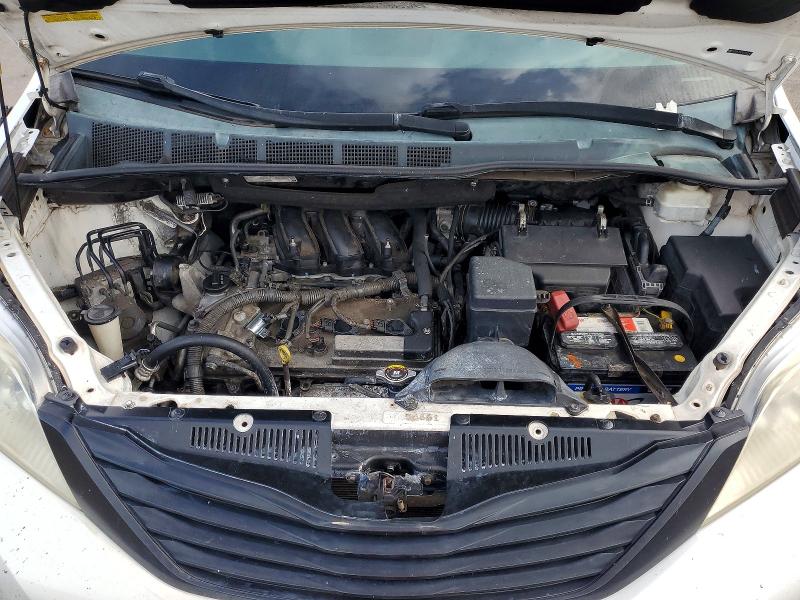 2013 Toyota Sienna მანქანა იყიდება აუქციონზე, vin: 5TDZK3DC7DS301262, აუქციონის ნომერი: 50451366