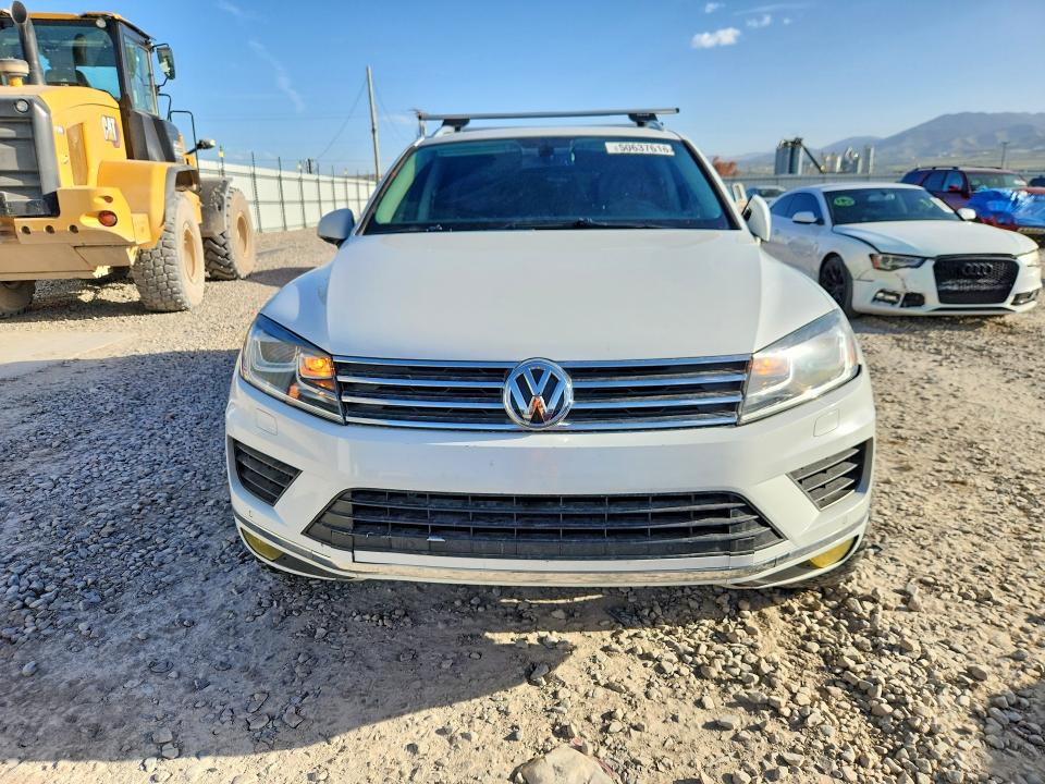 Продажа на аукционе авто 2015 Volkswagen Touareg, vin: WVGEP9BP0FD002764, номер лота: 50637616