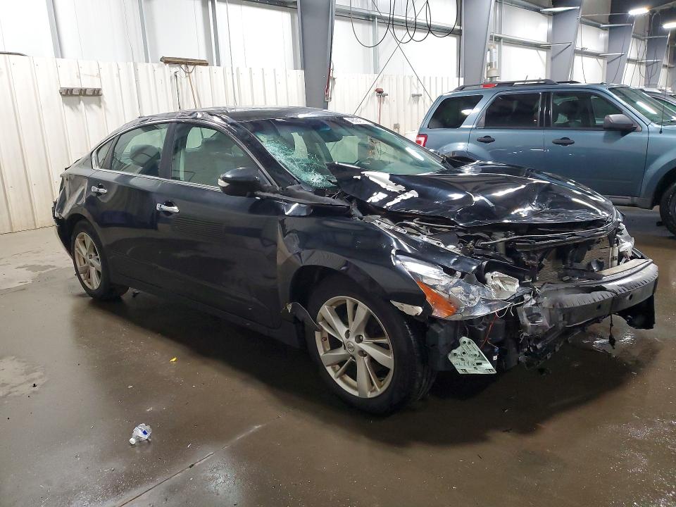 2014 Nissan Altima მანქანა იყიდება აუქციონზე, vin: 1N4AL3AP2EC147215, აუქციონის ნომერი: 49084216