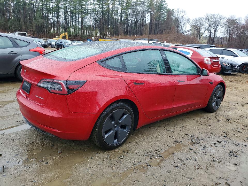 48039646 :رقم المزاد ، 5YJ3E1EB7NF318642 vin ، 2022 Tesla Model 3 مزاد بيع
