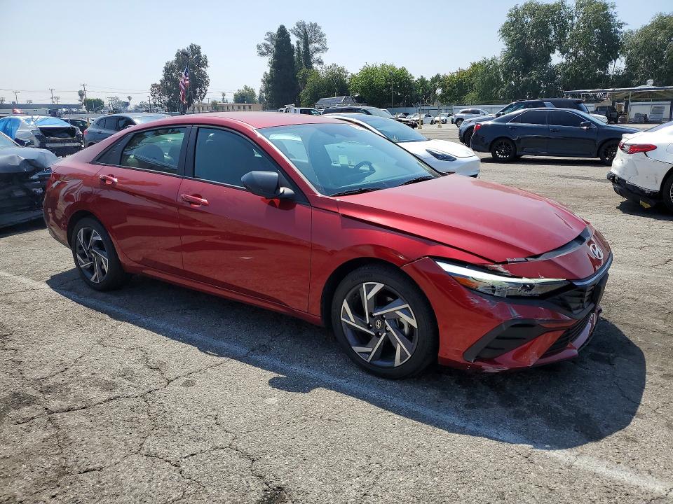 51993726 :رقم المزاد ، KMHLM4DG5SU869281 vin ، 2025 Hyundai Elantra مزاد بيع
