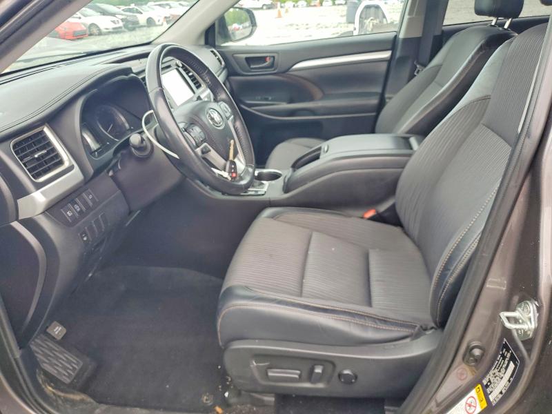 Aukcja sprzedaży 2019 Toyota Highlander, vin: 5TDZZRFH9KS299213, numer aukcji: 51852406