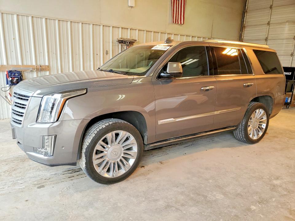 Продажа на аукционе авто 2019 Cadillac Escalade, vin: 1GYS3DKJ7KR173584, номер лота: 50470416