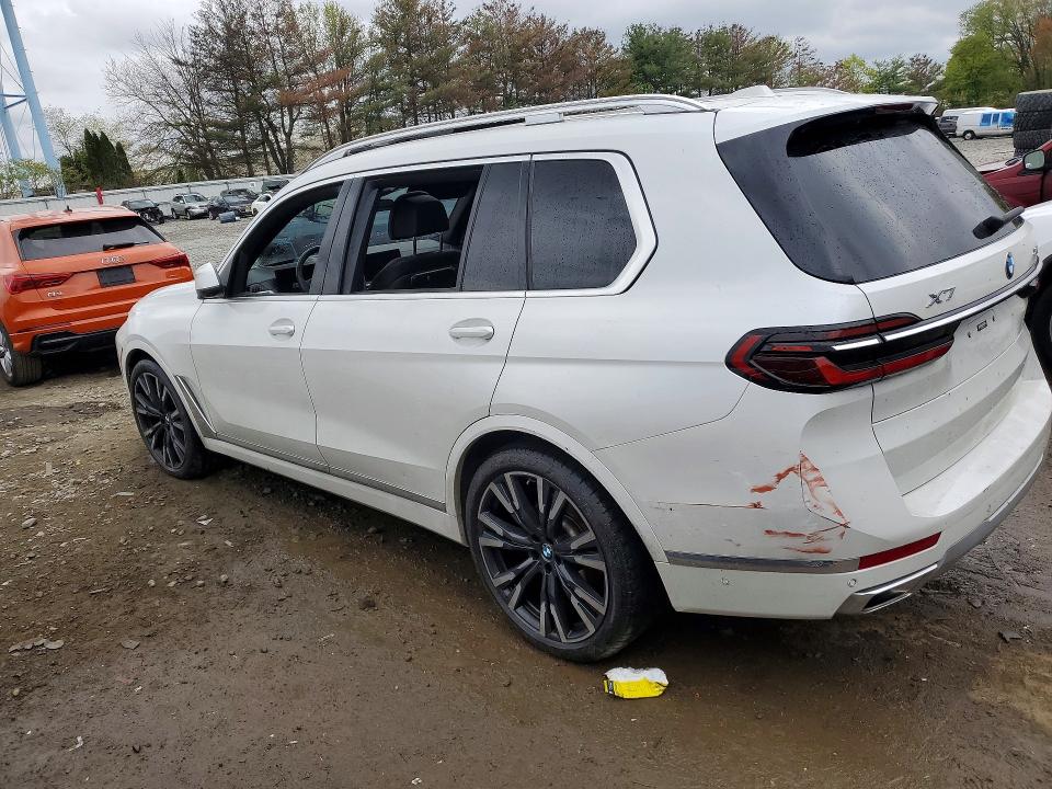 49143236 :رقم المزاد ، 5UX23EM06P9R58099 vin ، 2023 Bmw X7 مزاد بيع