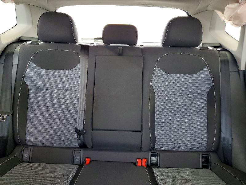50570586 :رقم المزاد ، 3VV5C7B22SM033751 vin ، 2025 Volkswagen Taos مزاد بيع