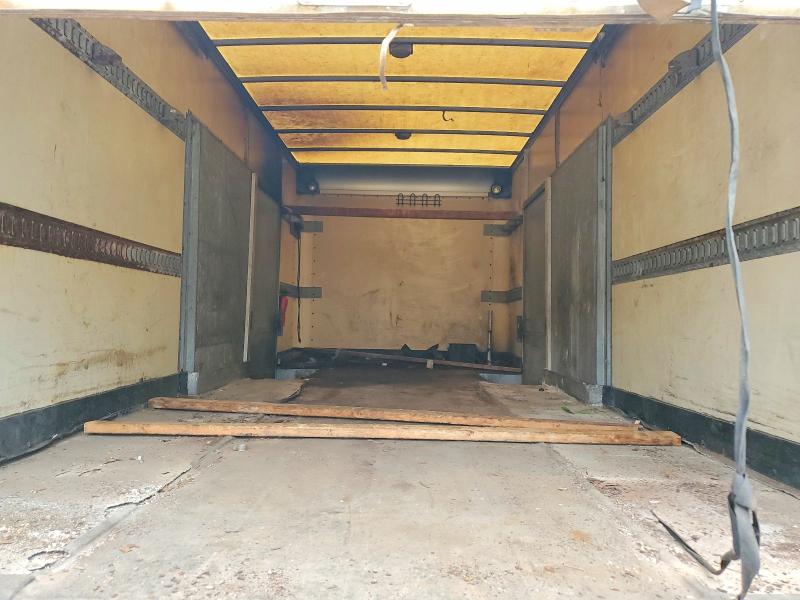 49638316 :رقم المزاد ، JALE5W163A7301561 vin ، 2010 Isuzu Nrr مزاد بيع