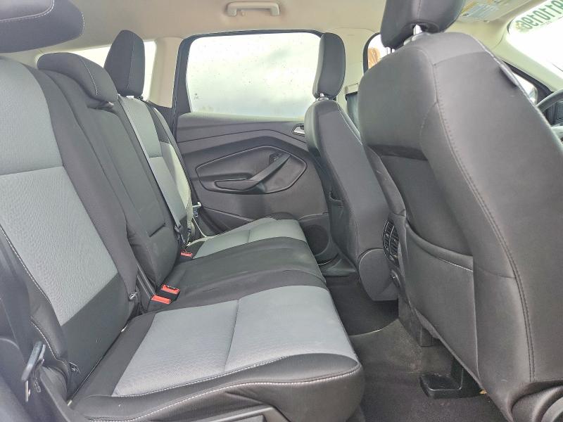 49110196 :رقم المزاد ، 1FMCU0GD0KUA41181 vin ، 2019 Ford Escape مزاد بيع