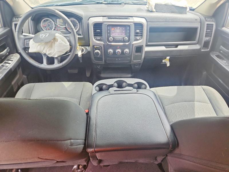 49963196 :رقم المزاد ، 1C6RR6FG2NS154832 vin ، 2022 Ram 1500 Classic مزاد بيع