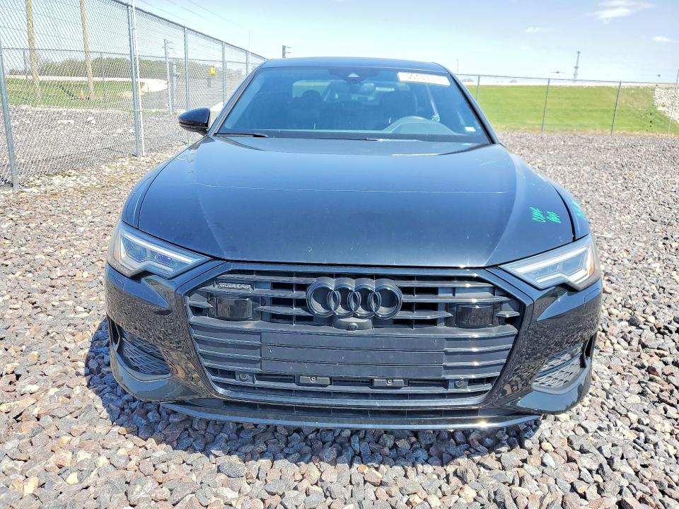 50433316 :رقم المزاد ، WAUE3AF28MN068001 vin ، 2021 Audi A6 مزاد بيع