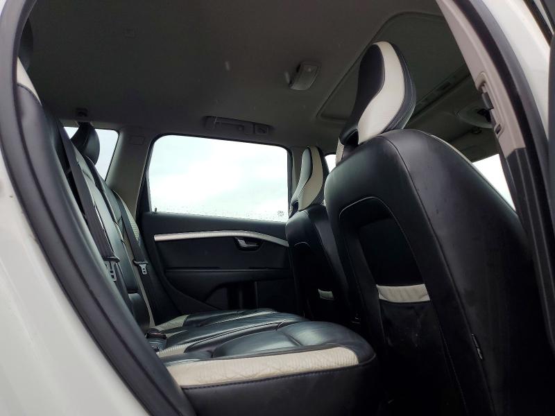 49843486 :رقم المزاد ، YV1982BW7A1136239 vin ، 2010 Volv V70 مزاد بيع