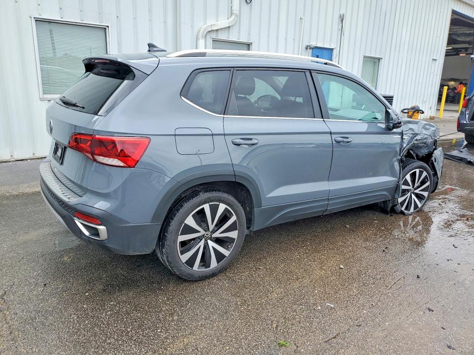 51316436 :رقم المزاد ، 3VVEX7B26PM380205 vin ، 2023 Volkswagen Taos مزاد بيع