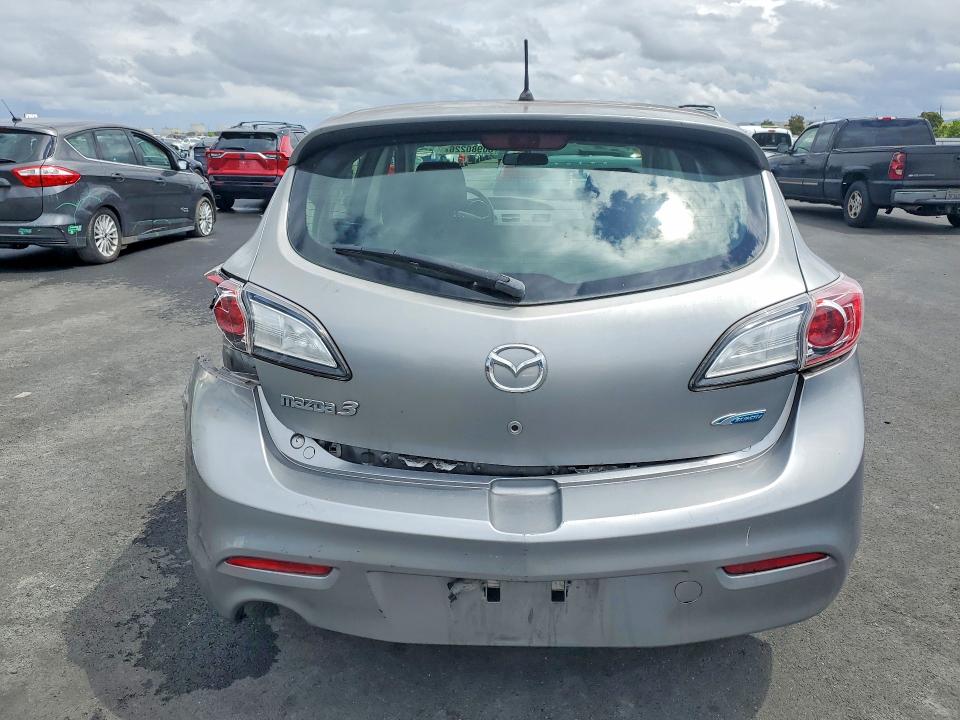 50980226 :رقم المزاد ، JM1BL1L88C1557633 vin ، 2012 Mazda 3 مزاد بيع
