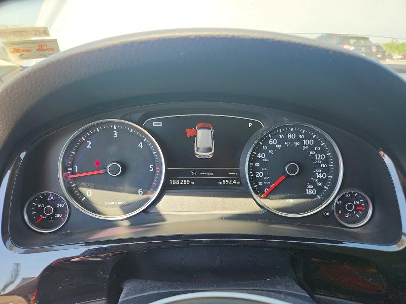 2015 Volkswagen Touareg მანქანა იყიდება აუქციონზე, vin: WVGEP9BP4FD002251, აუქციონის ნომერი: 49784236