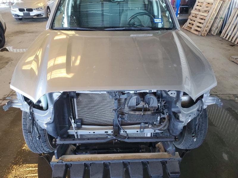 50150276 :رقم المزاد ، 5TFAZ5CN3JX066758 vin ، 2018 Toyota Tacoma مزاد بيع