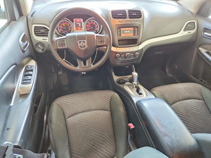 48662386 :رقم المزاد ، 3D4PG1FG5BT561775 vin ، 2011 Dodge Journey مزاد بيع