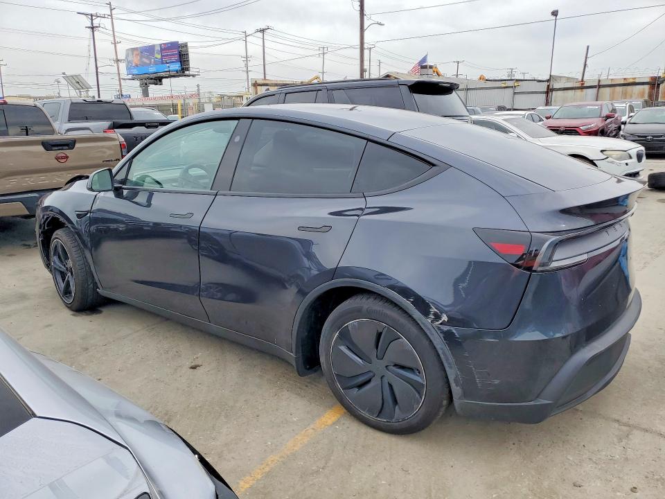 49613826 :رقم المزاد ، 7SAYGDED1TF537387 vin ، 2026 Tesla Model Y مزاد بيع