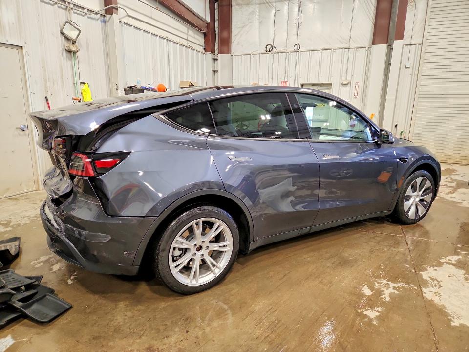 51480046 :رقم المزاد ، 7SAYGAEE5PF968408 vin ، 2023 Tesla Model Y مزاد بيع