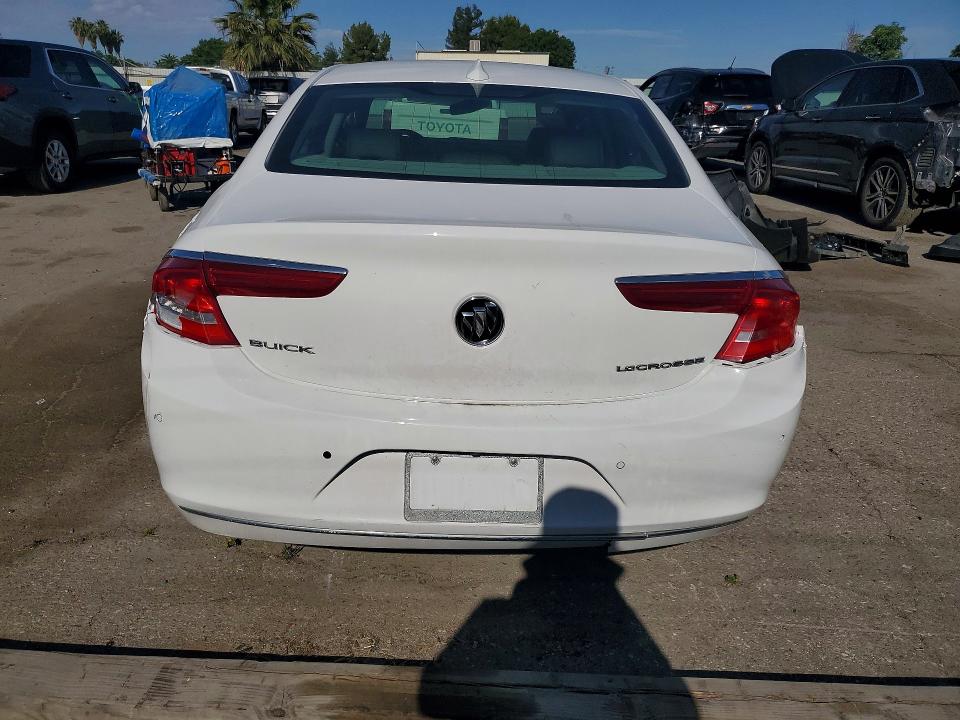 Продажа на аукционе авто 2018 Buick Lacrosse, vin: 1G4ZP5SZ4JU133880, номер лота: 51202836